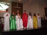 /album/galeria-de-fotos/celebra%c3%a7%c3%a3o%20da%20renova%c3%a7%c3%a3o%20das%20promessas%20batismais-jpg/